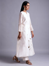 Off white silk chanderi kurta with  embroidery