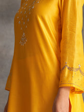 Yellow Silk chanderi kurta with hand embroidery