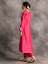 Fuchsia Silk chanderi kurta with hand embroidery