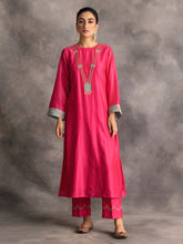 Fuchsia Silk chanderi kurta with hand embroidery