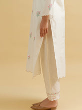 Off white silk chanderi embroidered kurta