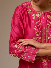 Fuchsia Silk Chanderi kurta with hand embroidery